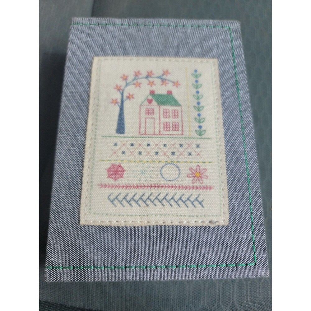 Sampler Book Of Embroidery Stitches Amy McClellan 2021 NEW Learning